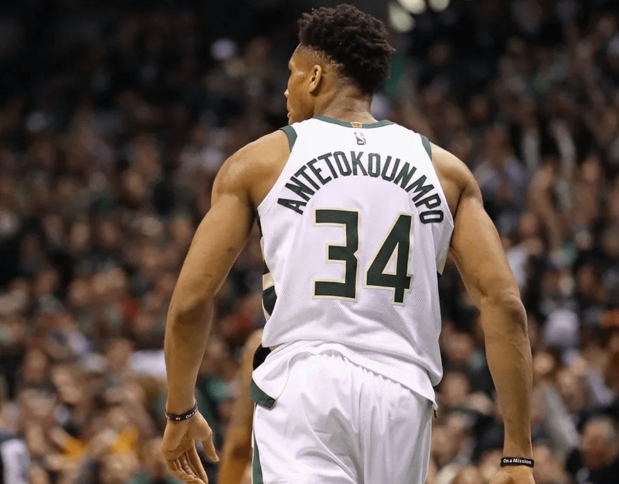 沃尔特马德谈转会拜仁失败：相信一切都有因果，很高兴来纽卡（沃尔特马德谈拜仁转会告吹：一切自有安排，加盟纽卡让我很开心）