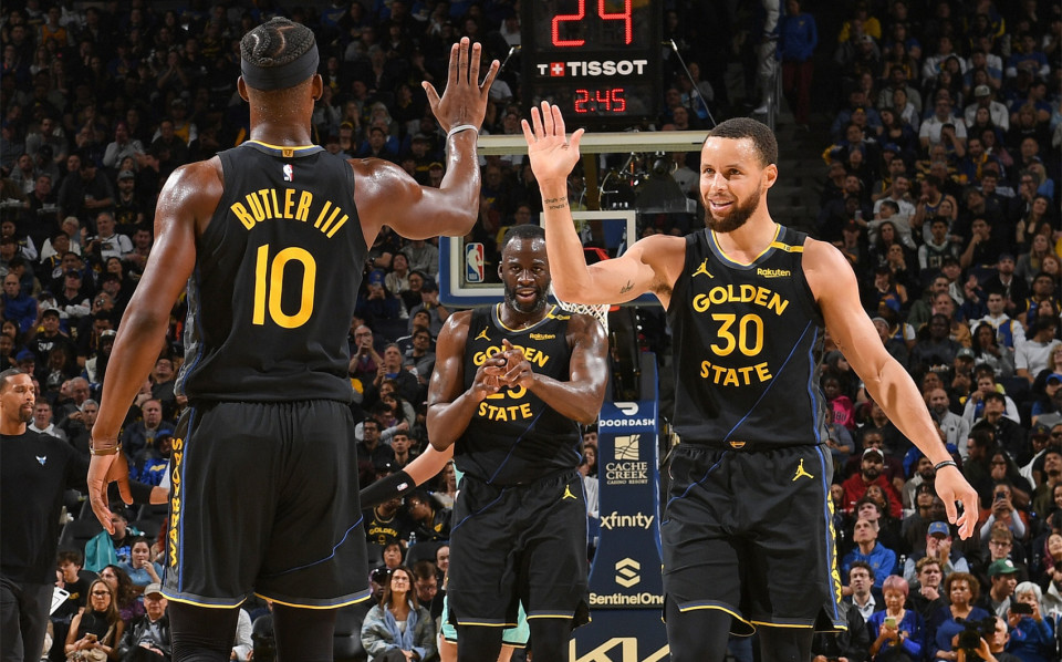 掘金豪取11连胜，展现强劲实力（掘金斩获11连胜，统治力尽显）