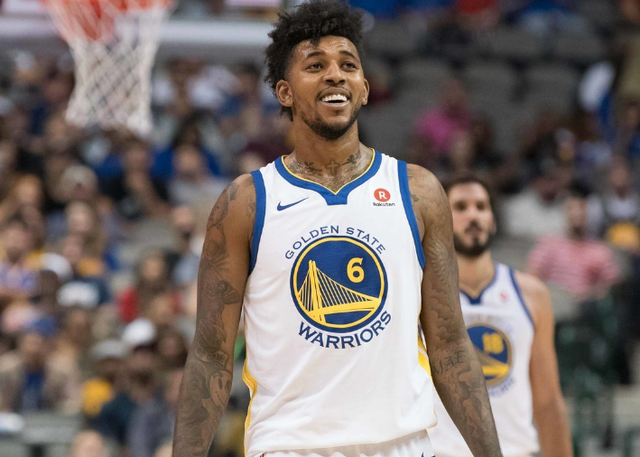 1平6负，自22-23赛季以来B费没首发的7场英超曼联未尝胜绩（自22-23赛季以来，B费未首发的7场英超，曼联0胜1平6负）