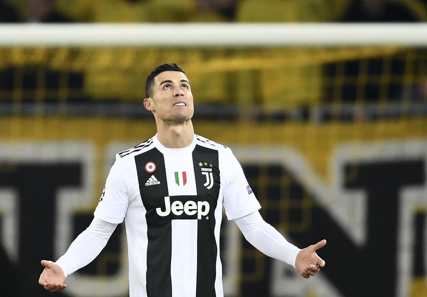 形势不妙！勇士胜率跌破5成，未来赛程凶险不容有失（危机四伏！勇士胜率已低于五成，后续赛程艰险不容失手）