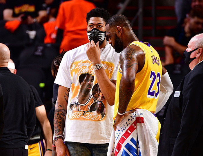 U22国足12月集训并参加U23亚洲杯29人名单：王钰栋、徐彬入选（U22国足12月集训备战U23亚洲杯，29人名单出炉：王钰栋、徐彬在列）