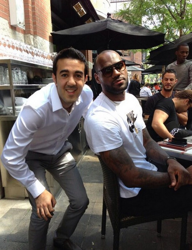 尤尔曼德：教练在岗位上待上15个月才合理，过早解雇教练不好（尤尔曼德：主帅至少应执教满15个月，别急着解雇）