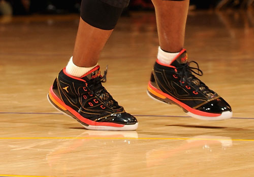 湖人惨败，詹姆斯赛后暗示球权分配有问题，没有打出团队篮球（湖人大败，詹姆斯赛后指球权分配存问题，团队篮球未能打出来）