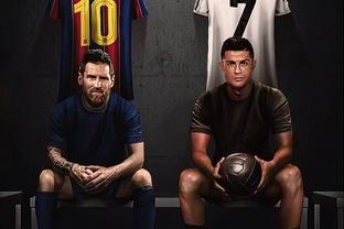 英冠半场：伯吉斯乌龙，雷克瑟姆暂1-0斯旺西（英冠半场战况：伯吉斯自摆乌龙，雷克瑟姆暂以1-0领先斯旺西）