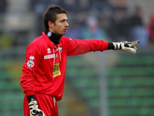 世锦赛第二日：中国女排险胜墨西哥，多米尼加横扫哥伦比亚、日本克服慢热（世锦赛第2日：中国女排险过墨西哥，多米尼加横扫哥伦比亚，日本摆脱慢热取胜）