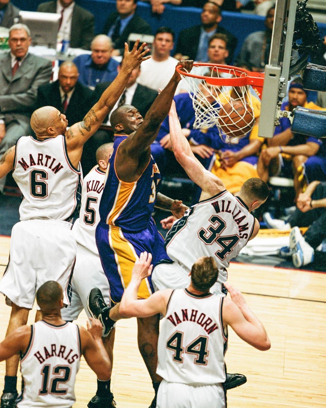 曼城官方：奥赖利新赛季将改穿33号球衣（曼城官宣：奥赖利下赛季改披33号）