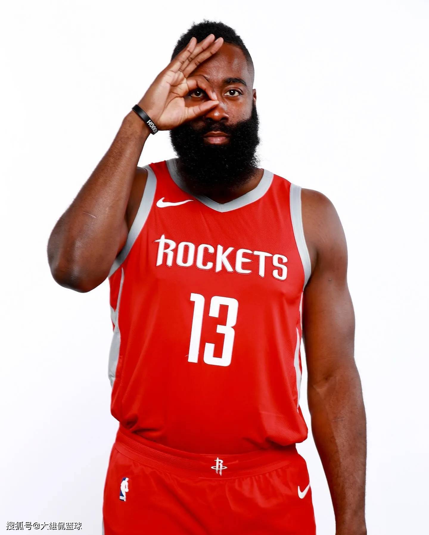 无悬念？中超官方第30轮最佳候选：上演大四喜的法比奥领衔（法比奥大四喜领跑，中超第30轮官方最佳候选悬念不大）