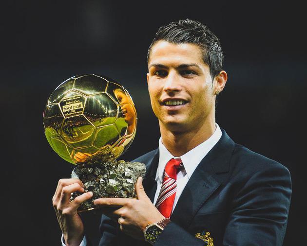 CBA最独特入队仪式！为何新队员到广东队第一件事先买电瓶车？（CBA最另类报到仪式：新援加盟广东队为何先买电瓶车？）