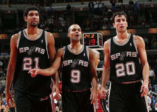 篮球湖人三分命中率创赛季新低（湖人三分球命中率跌至本季最低）