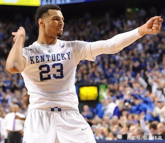 半场战报：热那亚1-1维罗纳，洛伦佐-科隆博建功，拉菲克-贝尔加利破门（半场快讯：热那亚1-1维罗纳，洛伦佐-科隆博与拉菲克-贝尔加利各入一球）