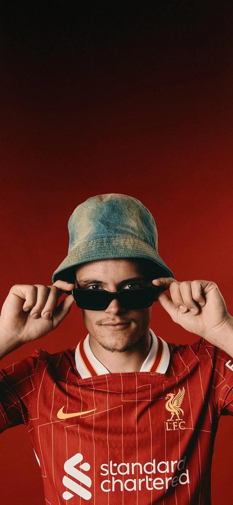 现国手、年薪550万，打个杯赛场均3分！球迷：单换郭艾伦就这实力？（现役国手年薪550万，杯赛场均仅3分！球迷质疑：这水平也能单换郭艾伦？）